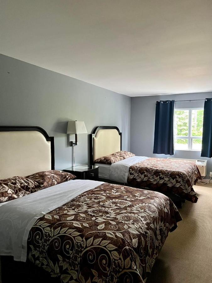 Hwy 17 Hotel 와와 외부 사진