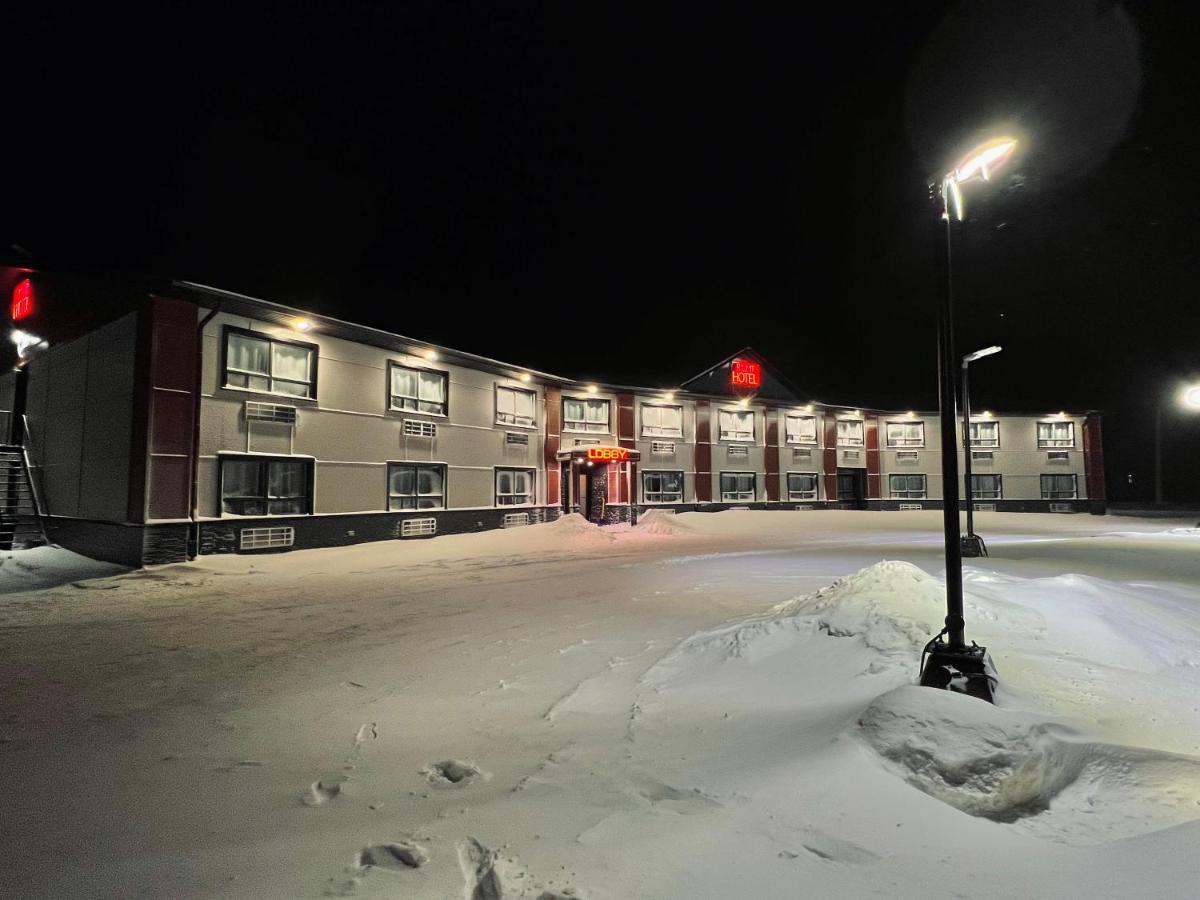 Hwy 17 Hotel 와와 외부 사진