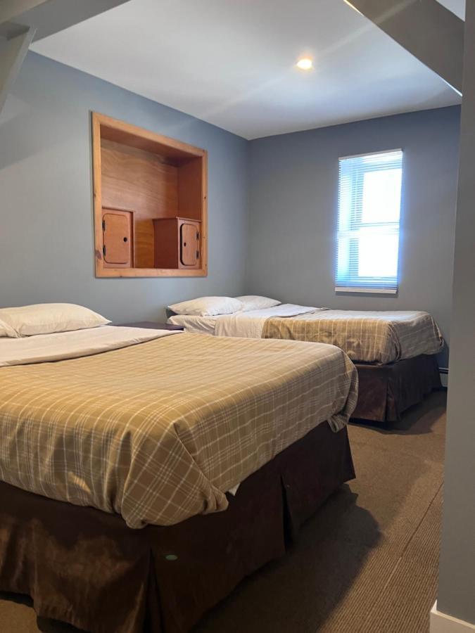 Hwy 17 Hotel 와와 외부 사진